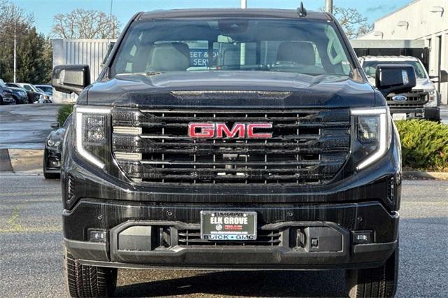 2025 GMC Sierra 1500 Vehicle Photo in ELK GROVE, CA 95757-8703