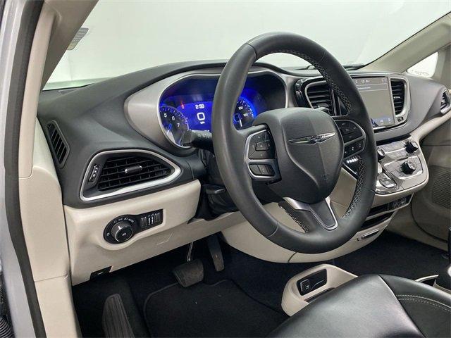 2023 Chrysler Pacifica Vehicle Photo in PORTLAND, OR 97225-3518