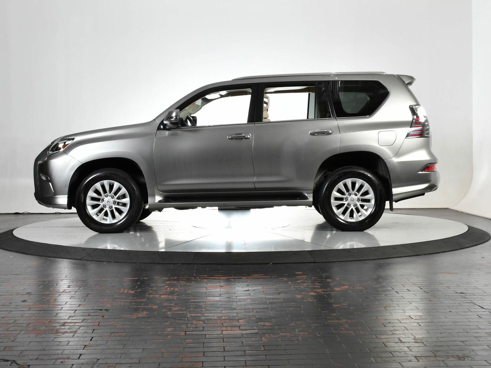 2023 Lexus GX 460 Vehicle Photo in DALLAS, TX 75235