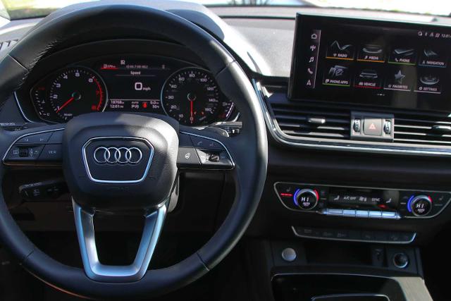 2024 Audi Q5 Vehicle Photo in SUGAR LAND, TX 77478