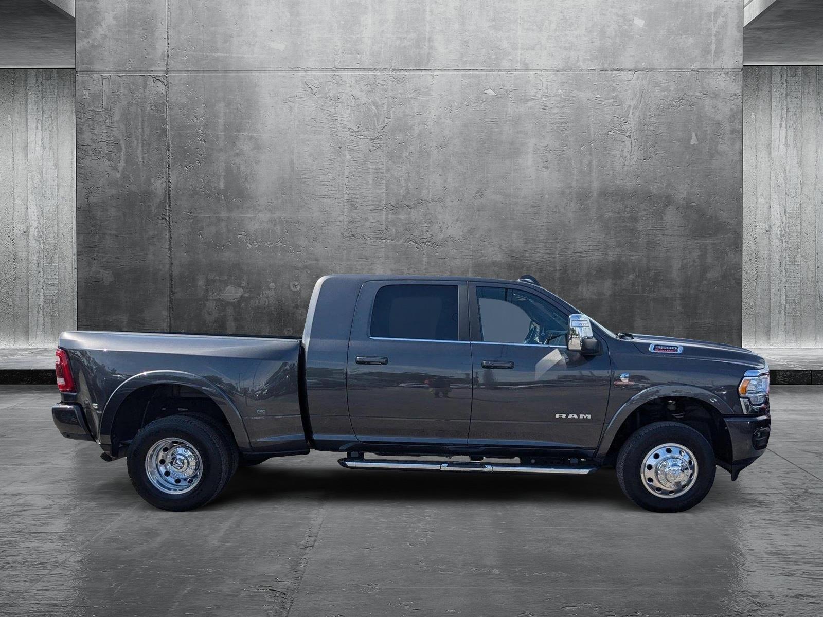 2023 Ram 3500 Vehicle Photo in MIAMI, FL 33134-2699