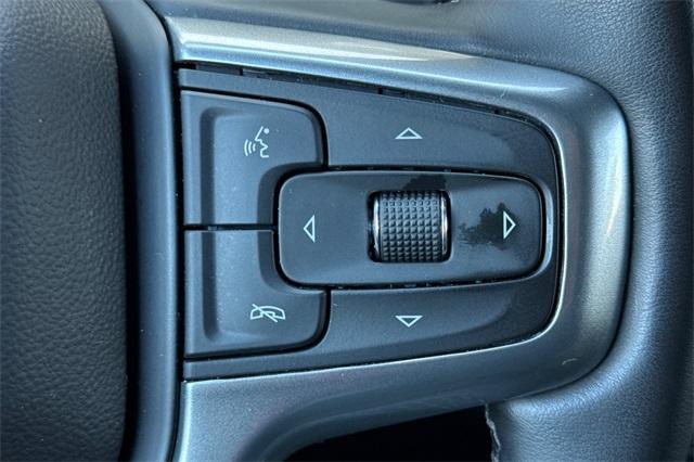 2023 Chevrolet Suburban Vehicle Photo in ELK GROVE, CA 95757-8703