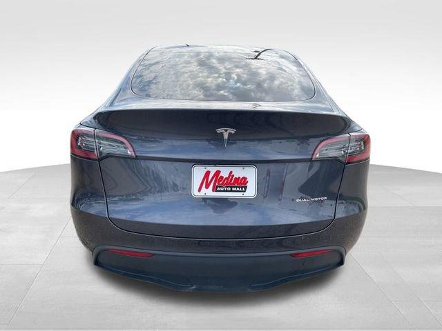 2024 Tesla Model Y Vehicle Photo in MEDINA, OH 44256-9631