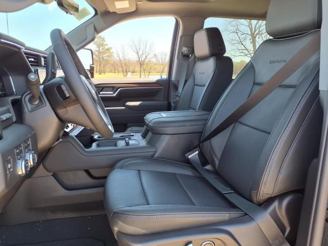 2025 GMC Sierra 2500 HD Vehicle Photo in Denton, TX 76205