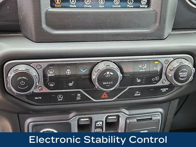 2023 Jeep Wrangler Vehicle Photo in WATERTOWN, CT 06795-3318