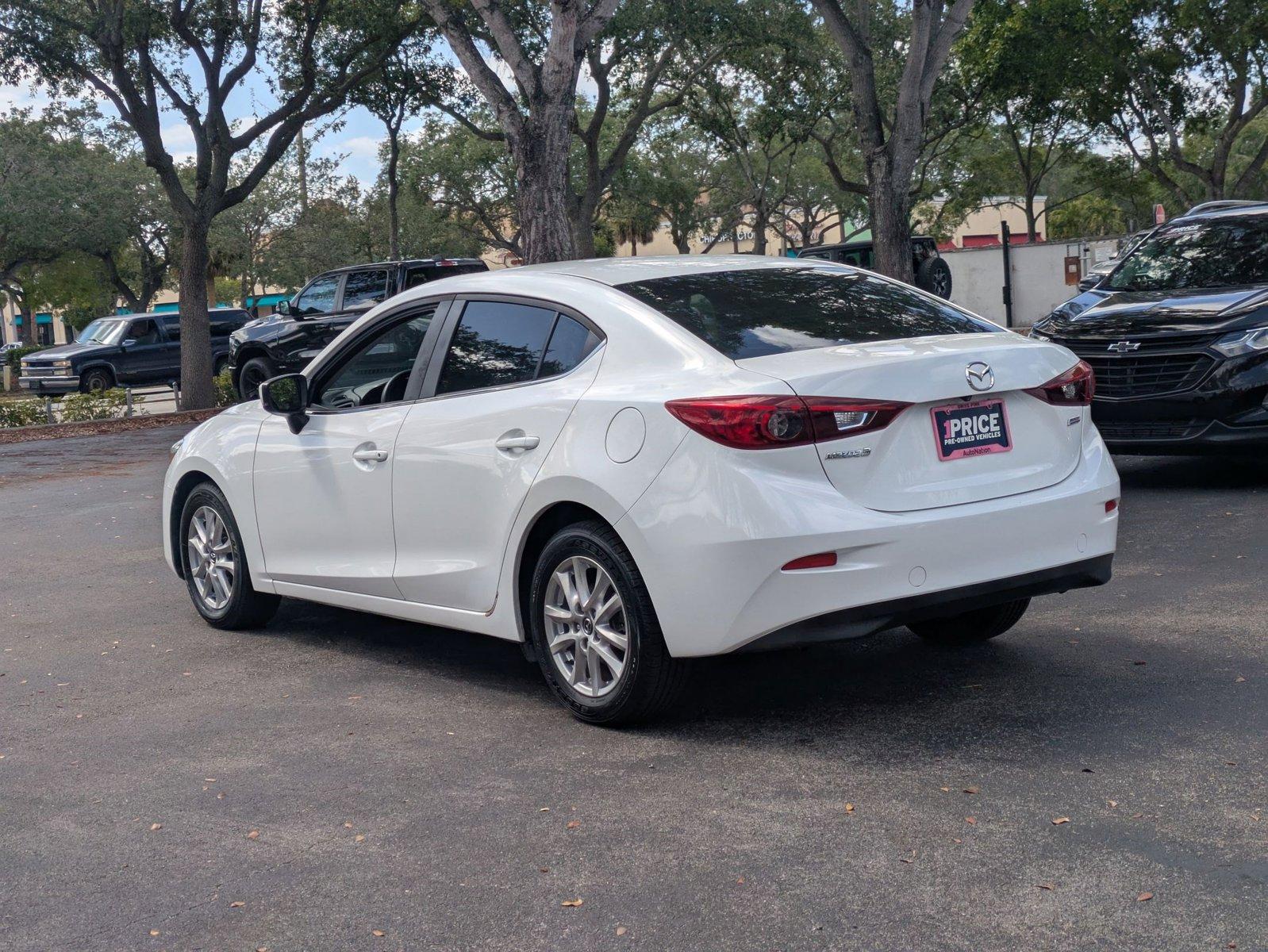 2017 Mazda Mazda3 4-Door Vehicle Photo in GREENACRES, FL 33463-3207