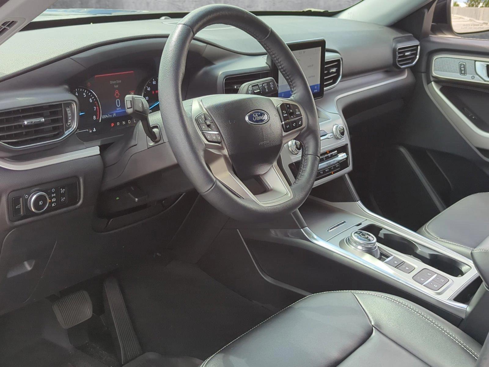 2023 Ford Explorer Vehicle Photo in Margate, FL 33063