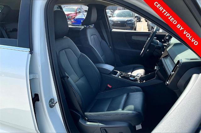 2025 Volvo XC40 Vehicle Photo in Grapevine, TX 76051