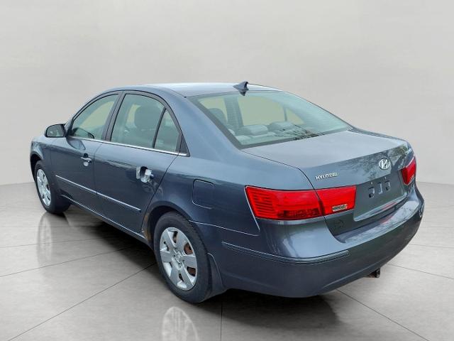 2009 Hyundai SONATA Vehicle Photo in Oshkosh, WI 54904