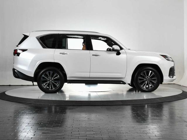 2022 Lexus LX 600 Vehicle Photo in DALLAS, TX 75235