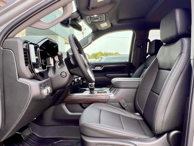 2025 GMC Sierra 1500 Vehicle Photo in EFFINGHAM, IL 62401-2832