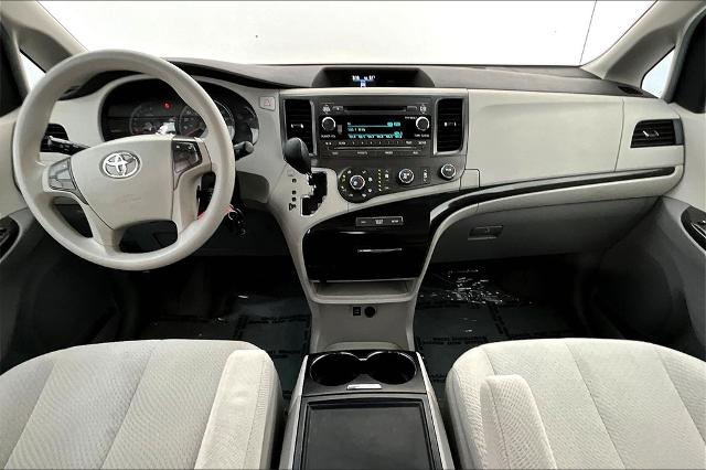2011 Toyota Sienna Vehicle Photo in Grapevine, TX 76051