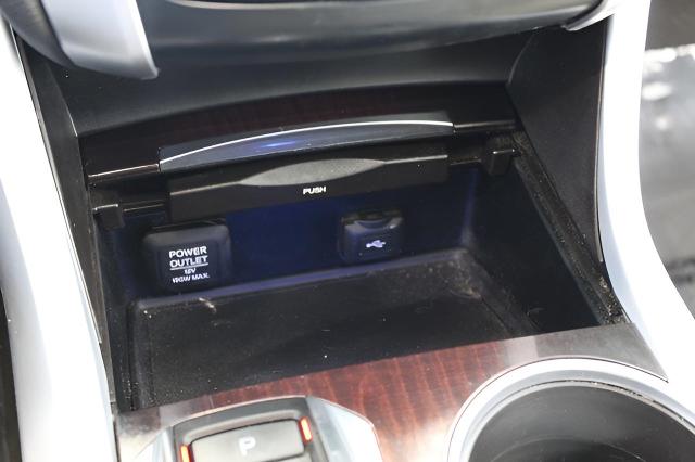 2016 Acura TLX Vehicle Photo in Green Bay, WI 54304