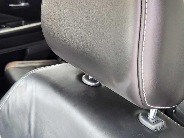2022 Nissan Pathfinder Vehicle Photo in DENTON, TX 76210-9321
