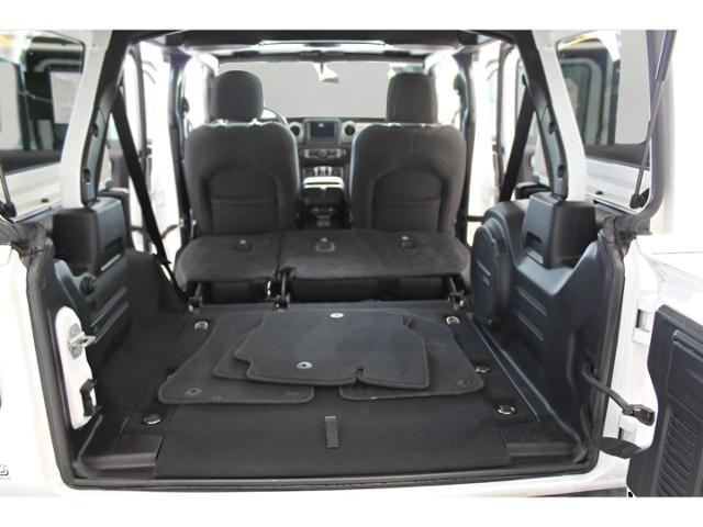 2018 Jeep Wrangler Unlimited Vehicle Photo in Green Bay, WI 54304
