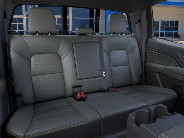 2025 Chevrolet Colorado Vehicle Photo in ENGLEWOOD, CO 80113-6708