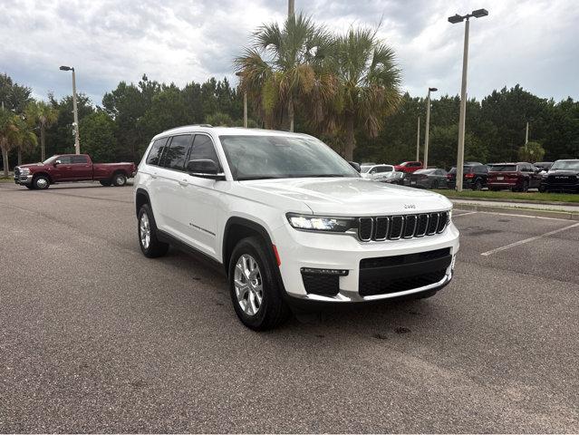 2023 Jeep Grand Cherokee L Vehicle Photo in Savannah, GA 31419