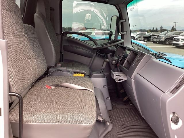 2019 Chevrolet Low Cab Forward 4500 Vehicle Photo in PUYALLUP, WA 98371-4149