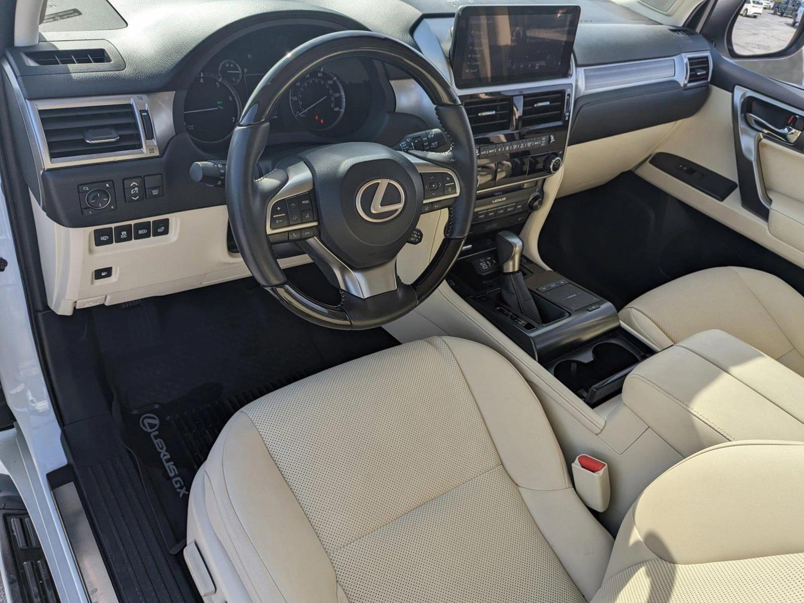 2023 Lexus GX 460 Vehicle Photo in Ft. Myers, FL 33907