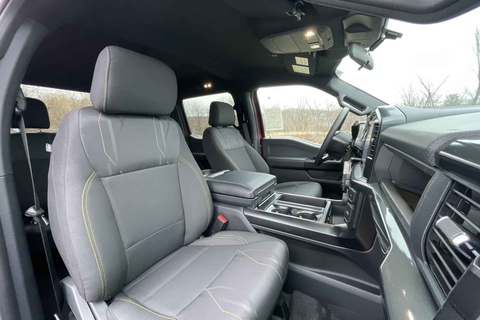 2024 Ford F-150 Vehicle Photo in Belle Vernon, PA 15012