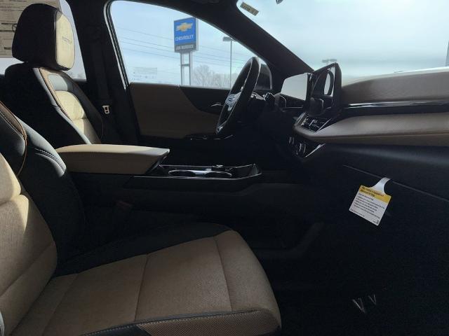2025 Chevrolet Equinox Vehicle Photo in MANHATTAN, KS 66502-5036