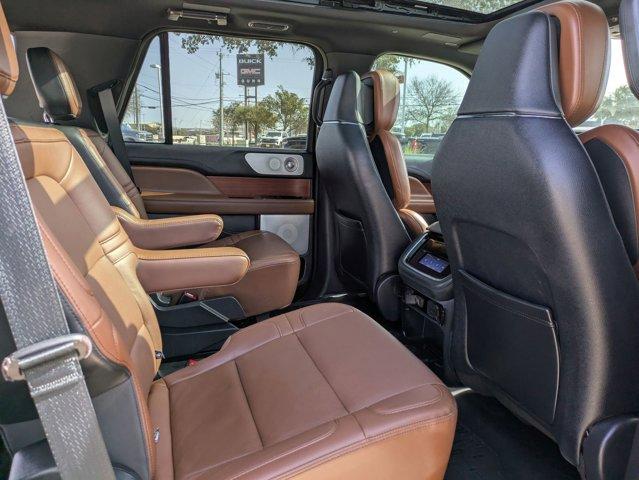 2022 Lincoln Navigator Vehicle Photo in SELMA, TX 78154-1459