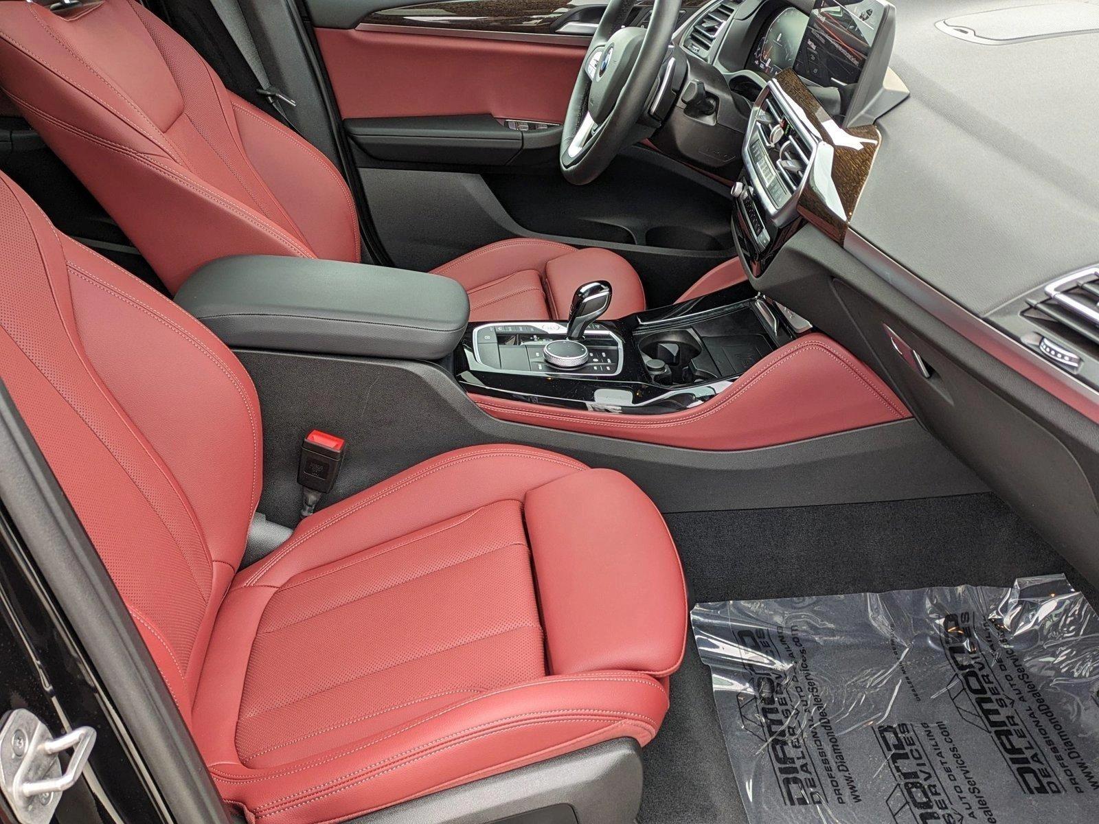 2024 BMW X4 xDrive30i Vehicle Photo in Rockville, MD 20852