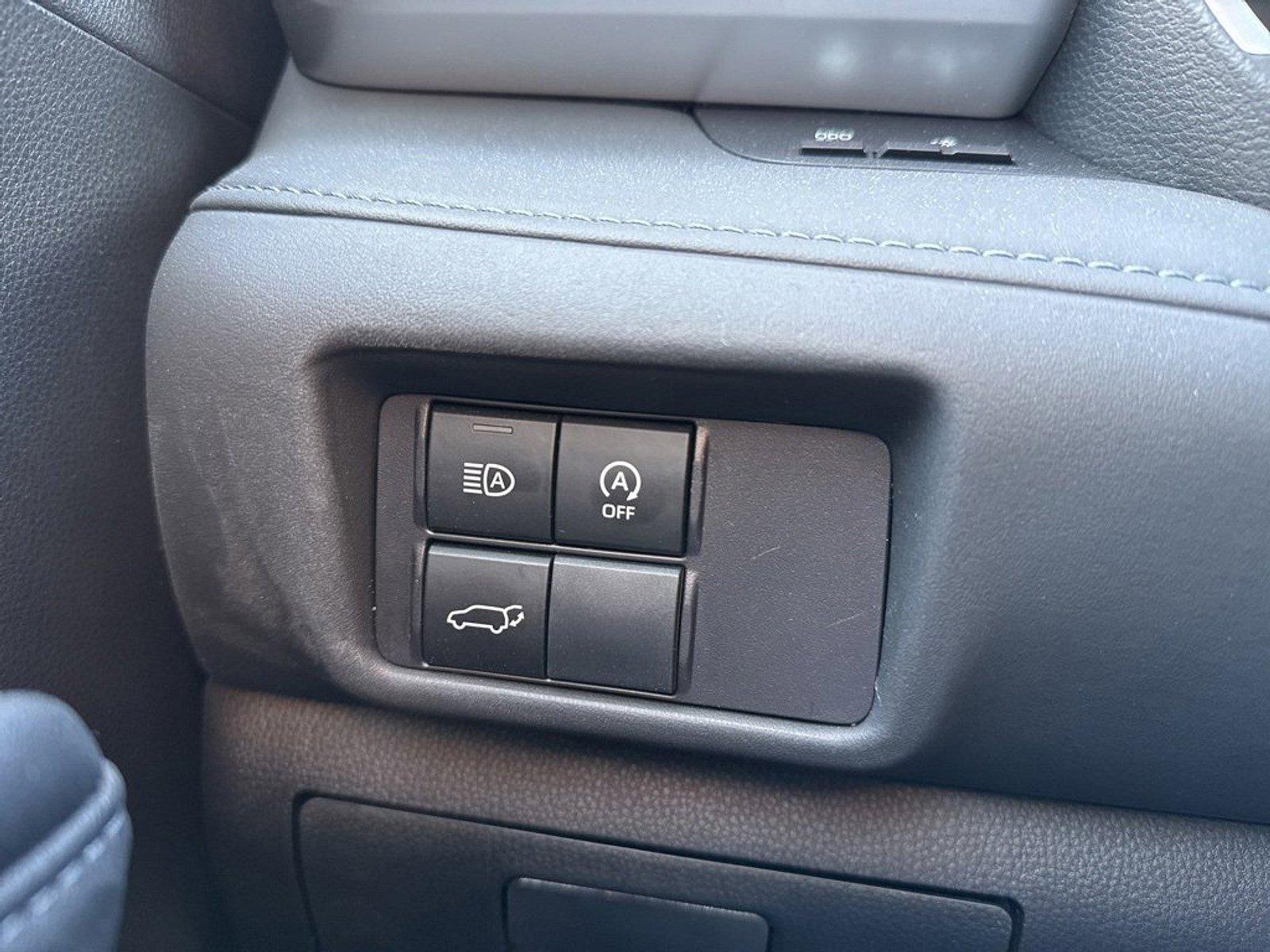 2023 Toyota Highlander Vehicle Photo in Harrisburg, PA 17111