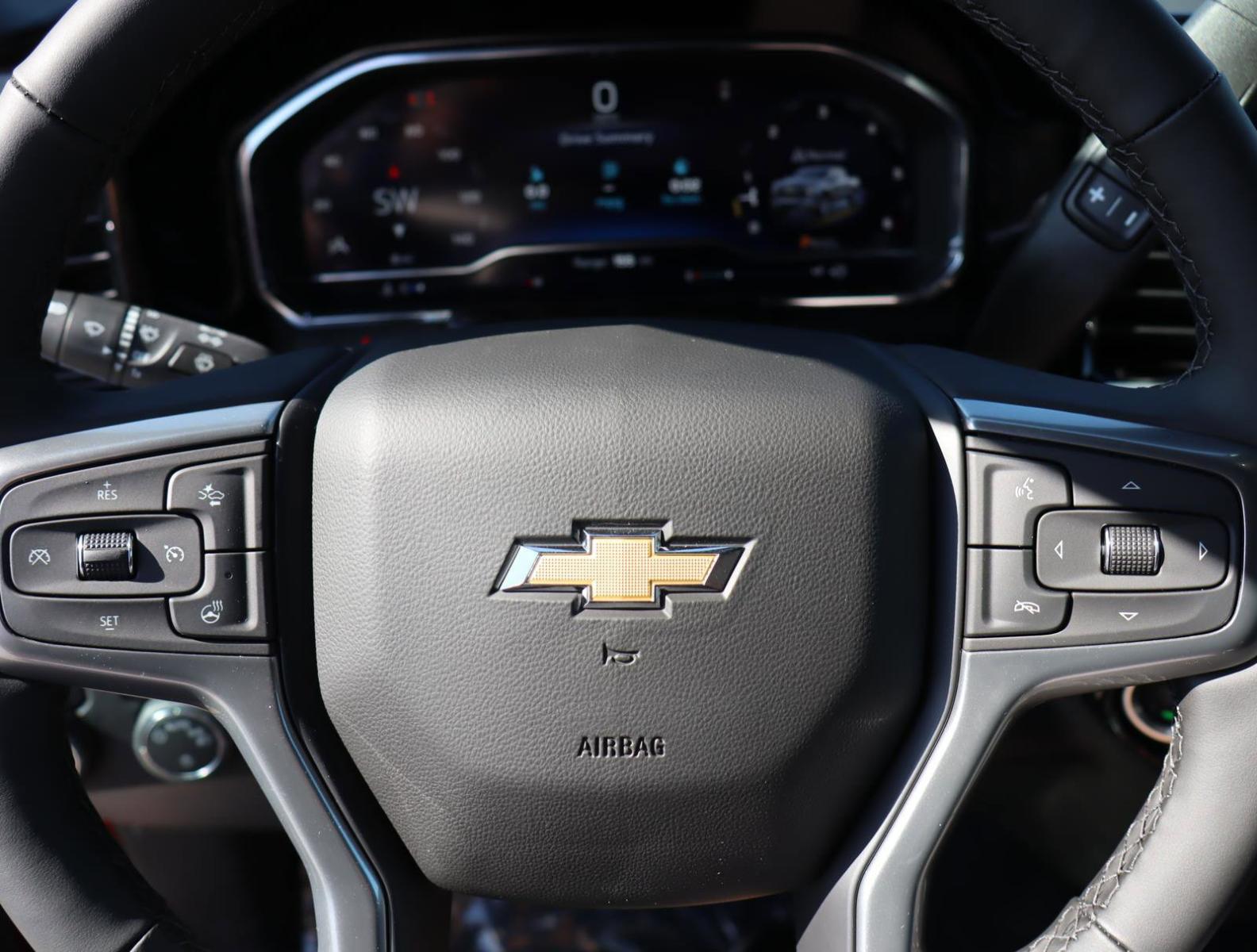 2025 Chevrolet Silverado 1500 Vehicle Photo in LOS ANGELES, CA 90007-3794