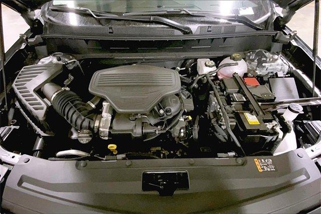 2025 Cadillac XT6 Vehicle Photo in KANSAS CITY, MO 64114-4545