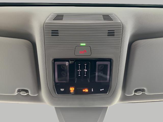 2025 Volkswagen Atlas Vehicle Photo in Oshkosh, WI 54904