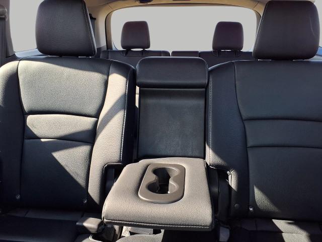 2021 Honda Pilot Vehicle Photo in Oshkosh, WI 54904