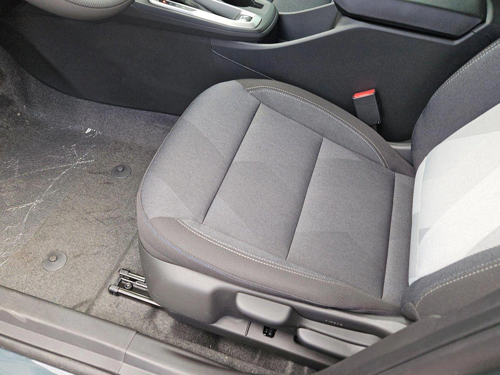 2025 Chevrolet Trax Vehicle Photo in MESA, AZ 85206-4395