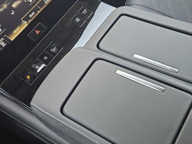 2025 INFINITI QX80 Vehicle Photo in Fort Worth, TX 76132