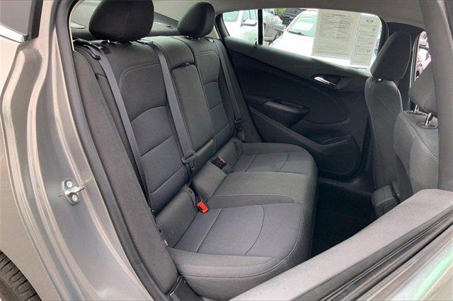 2018 Chevrolet Cruze Vehicle Photo in INDEPENDENCE, MO 64055-1377