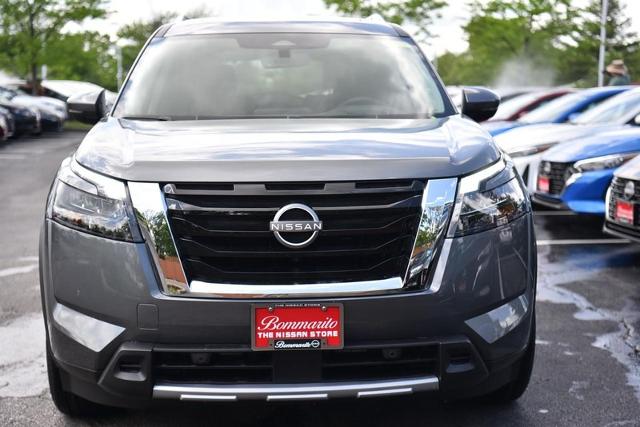 2025 Nissan Pathfinder Vehicle Photo in Ballwin, MO 63011