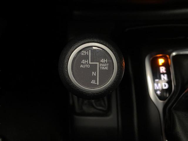 2021 Jeep Gladiator Vehicle Photo in Appleton, WI 54913