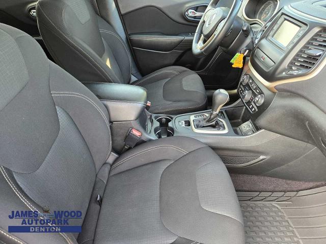 2016 Jeep Cherokee Vehicle Photo in DENTON, TX 76210-9321