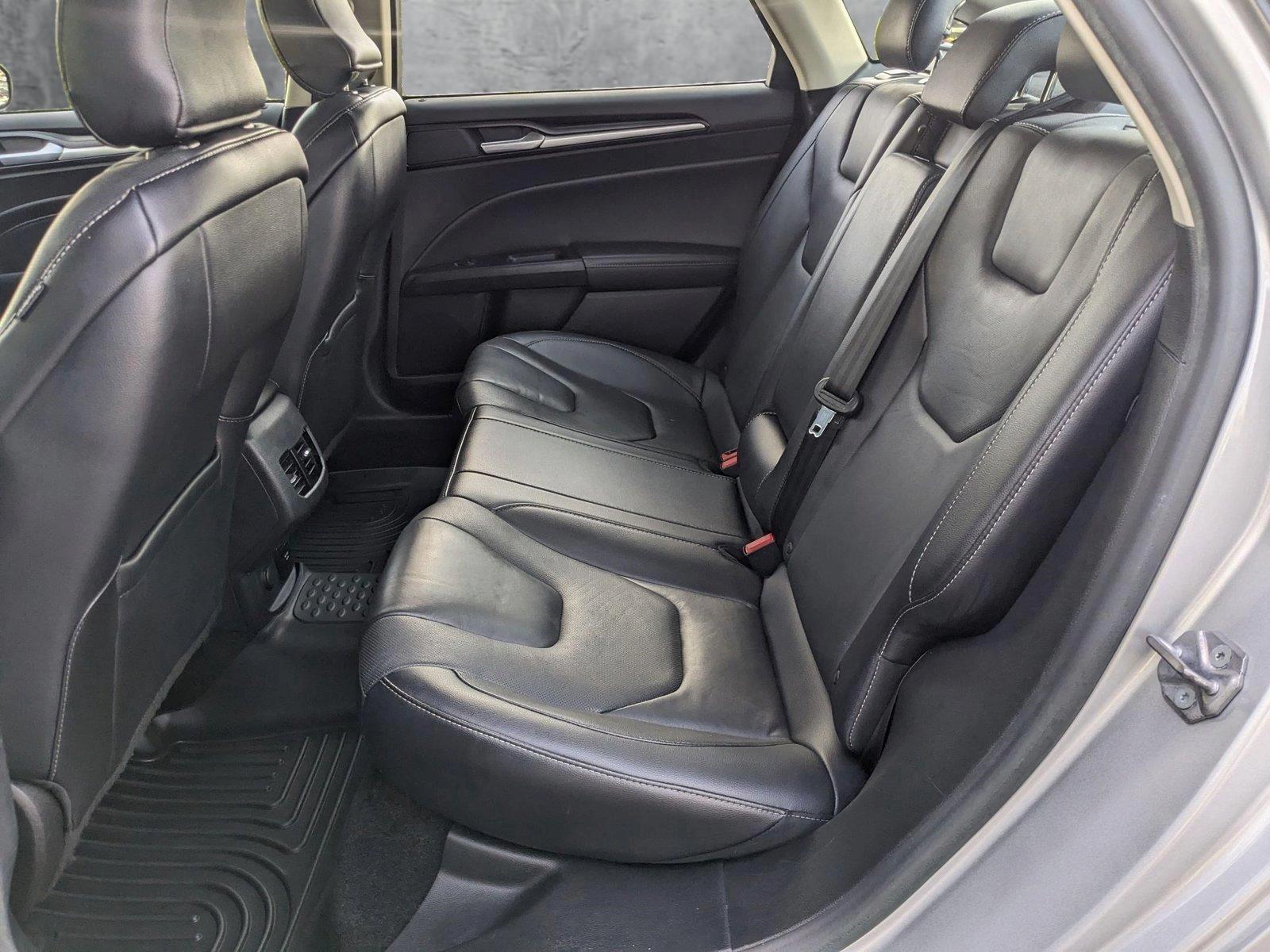 2018 Ford Fusion Hybrid Vehicle Photo in Sanford, FL 32771