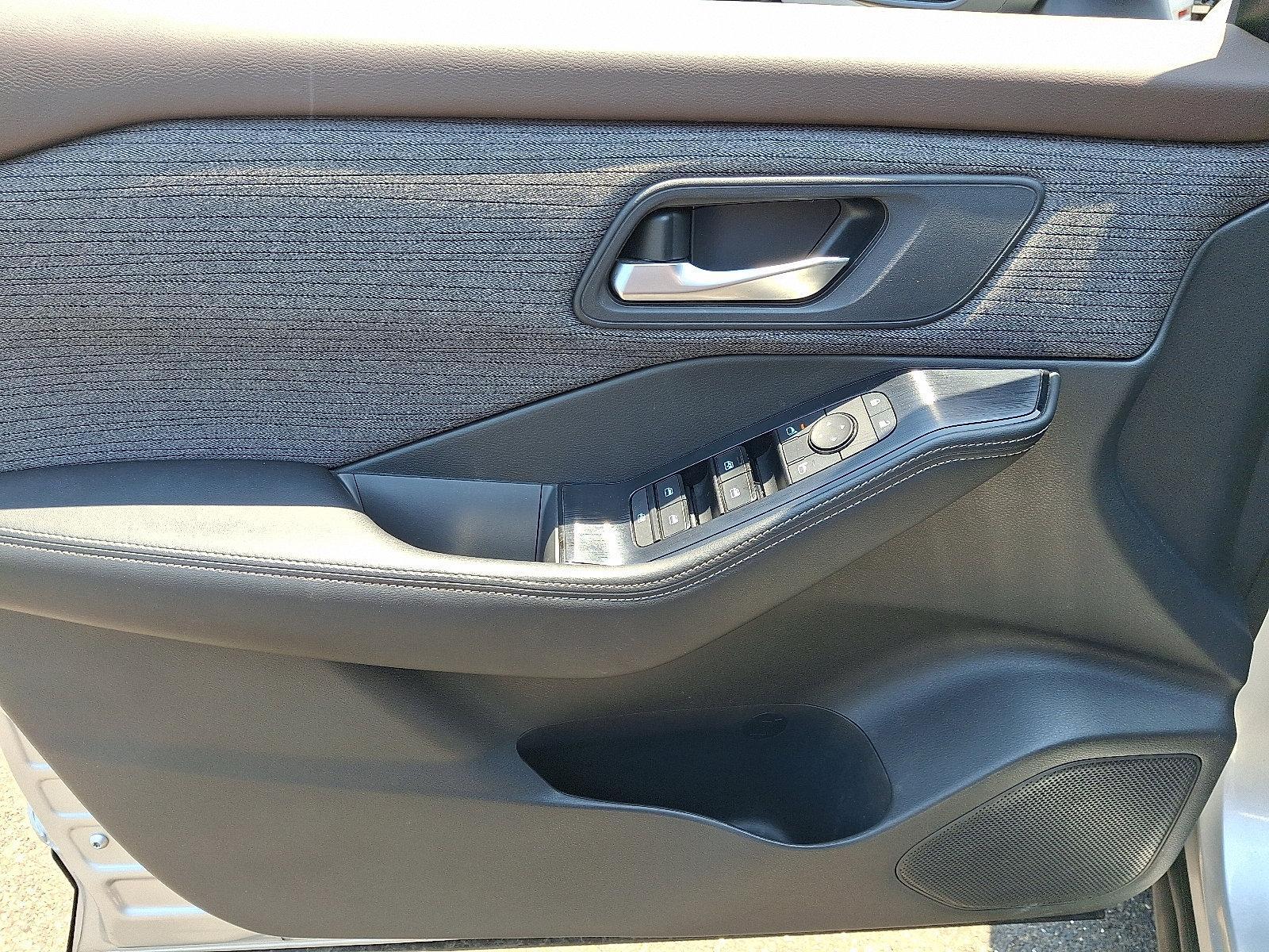 2022 Nissan Rogue Vehicle Photo in Jenkintown, PA 19046