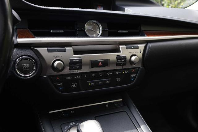 2016 Lexus ES 350 Vehicle Photo in DALLAS, TX 75209