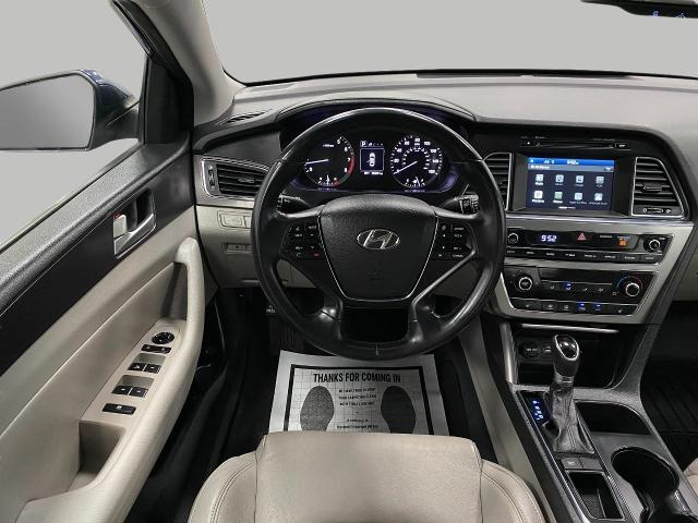 2017 Hyundai SONATA Vehicle Photo in Oshkosh, WI 54904