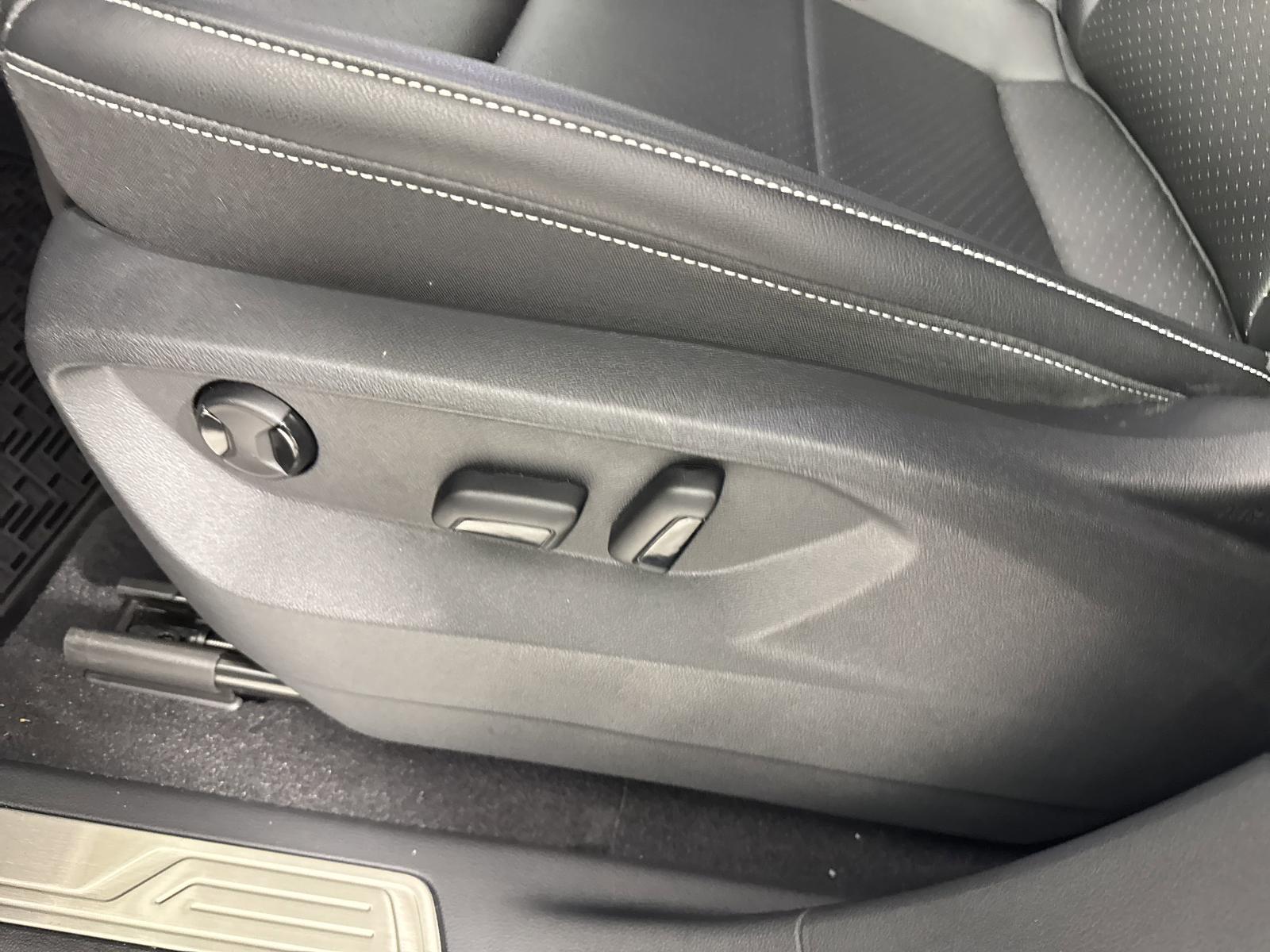 2023 Volkswagen Atlas Vehicle Photo in Georgetown, TX 78626