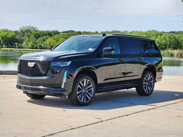 2022 Cadillac Escalade Vehicle Photo in DENTON, TX 76210-9321