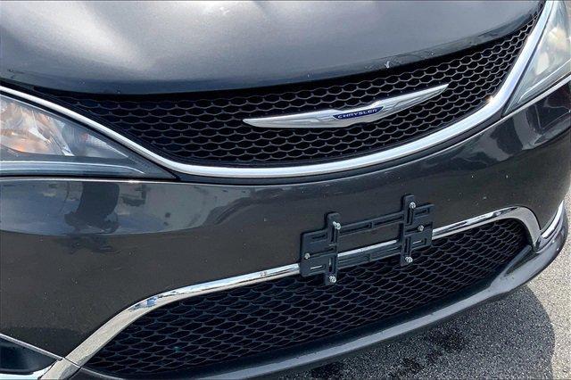 2018 Chrysler Pacifica Vehicle Photo in INDEPENDENCE, MO 64055-1377