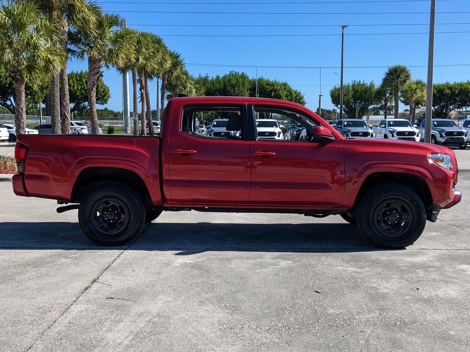 2022 Toyota Tacoma 2WD Vehicle Photo in Davie, FL 33331