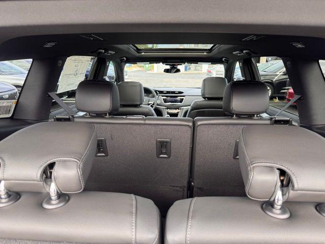 2025 Cadillac XT6 Vehicle Photo in DELRAY BEACH, FL 33483-3294