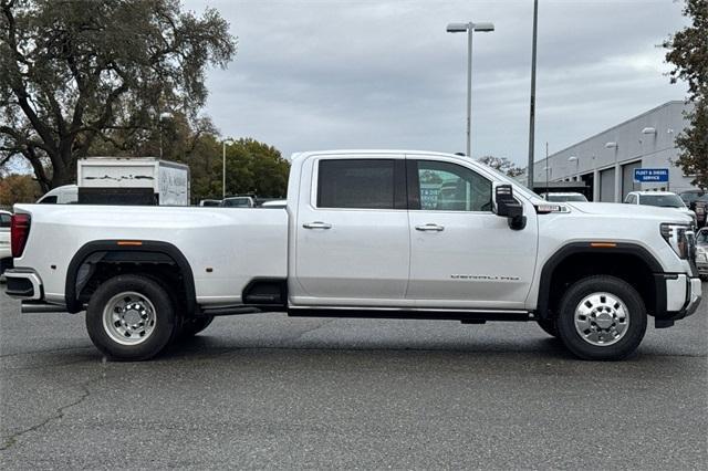 2025 GMC Sierra 3500 HD Vehicle Photo in ELK GROVE, CA 95757-8703