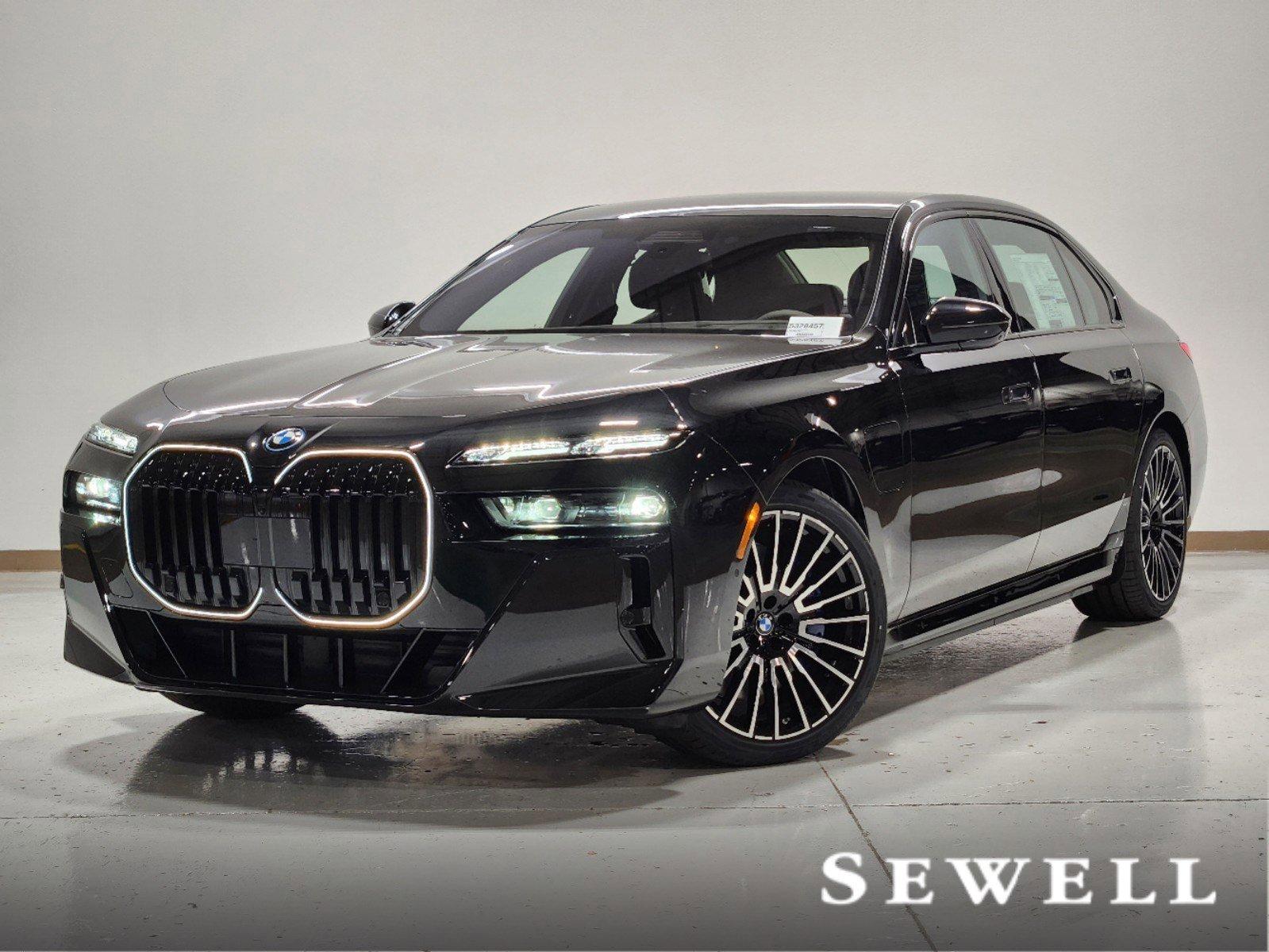 2025 BMW 750e xDrive Vehicle Photo in GRAPEVINE, TX 76051