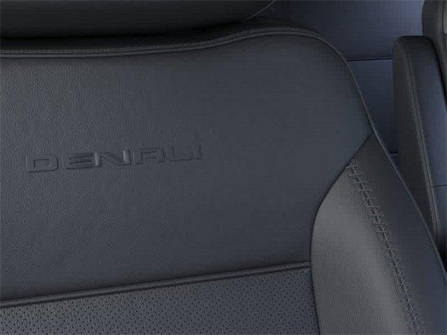 2025 GMC Yukon Vehicle Photo in COLLIERVILLE, TN 38017-9006